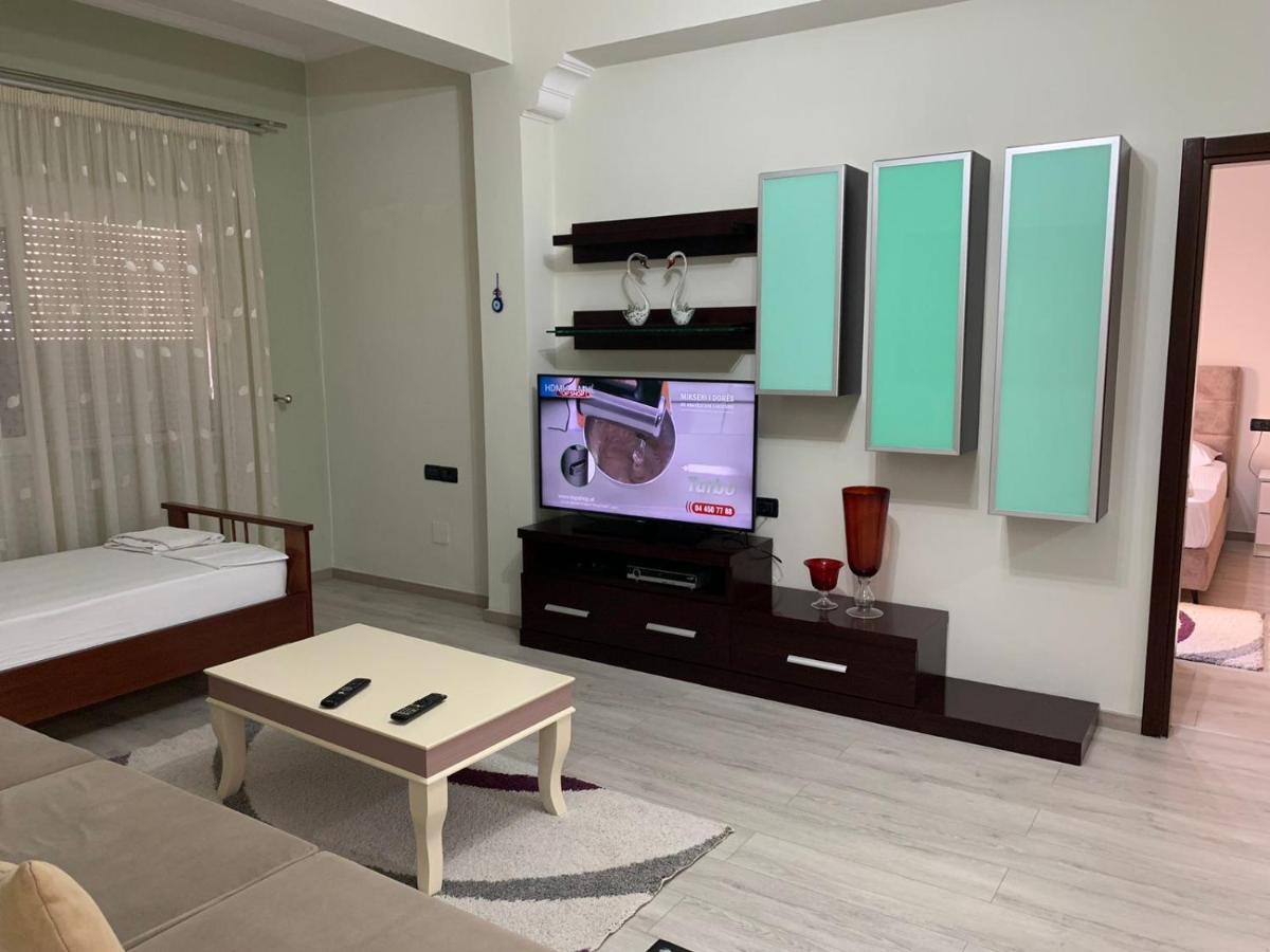 Dadaj Apartments Sarandë Exteriör bild